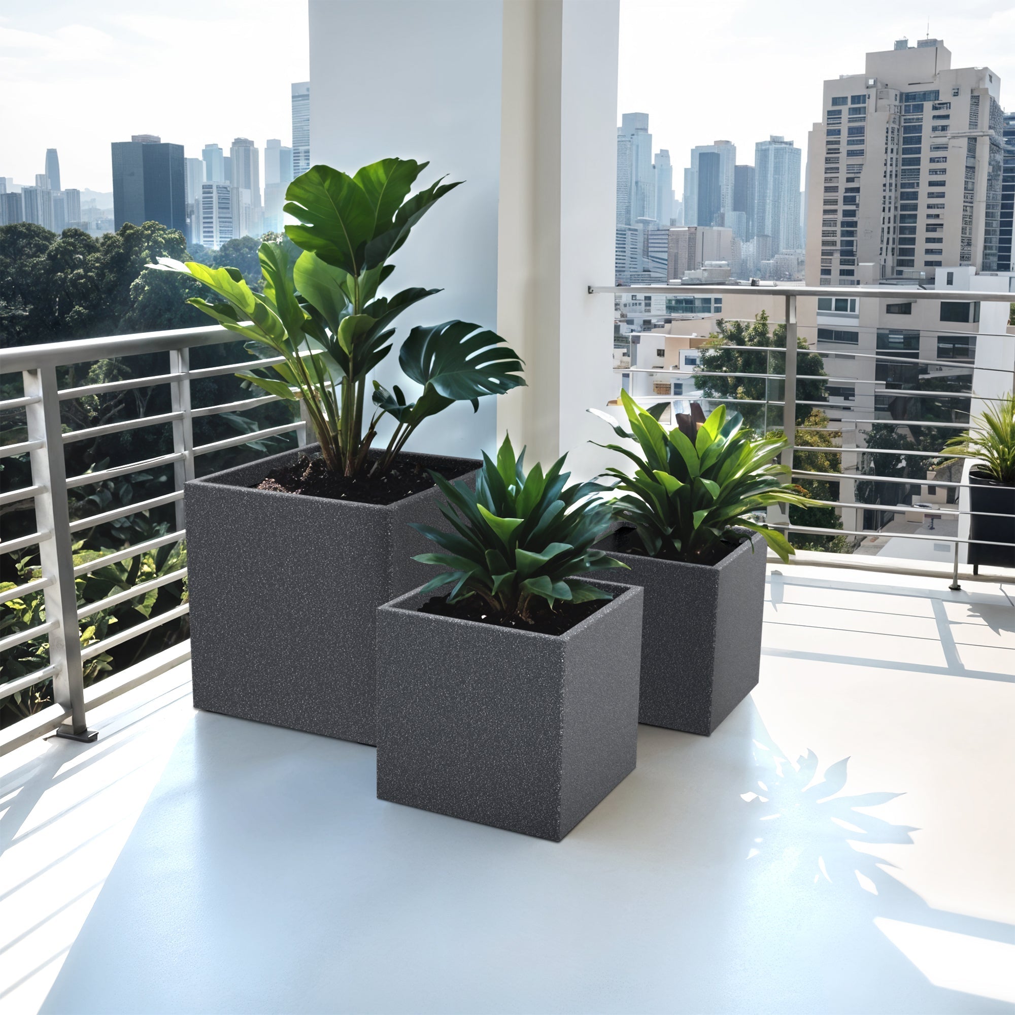 How to Use Planters for Balcony and Terrace Gardens