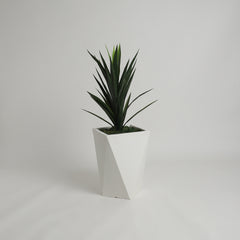 FOX B | DMD PLANTER White